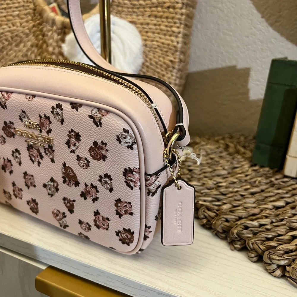 🔥🔥 NWT Coach Pink Floral Crossbody Bag - Picture 4 of 5
